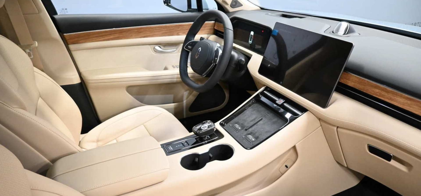 m5 bev 4wd ultimate АКПП