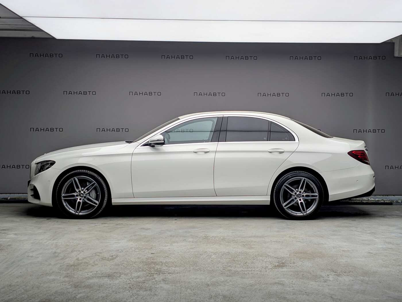 Mercedes-Benz E 220 d 4MATIC Sport