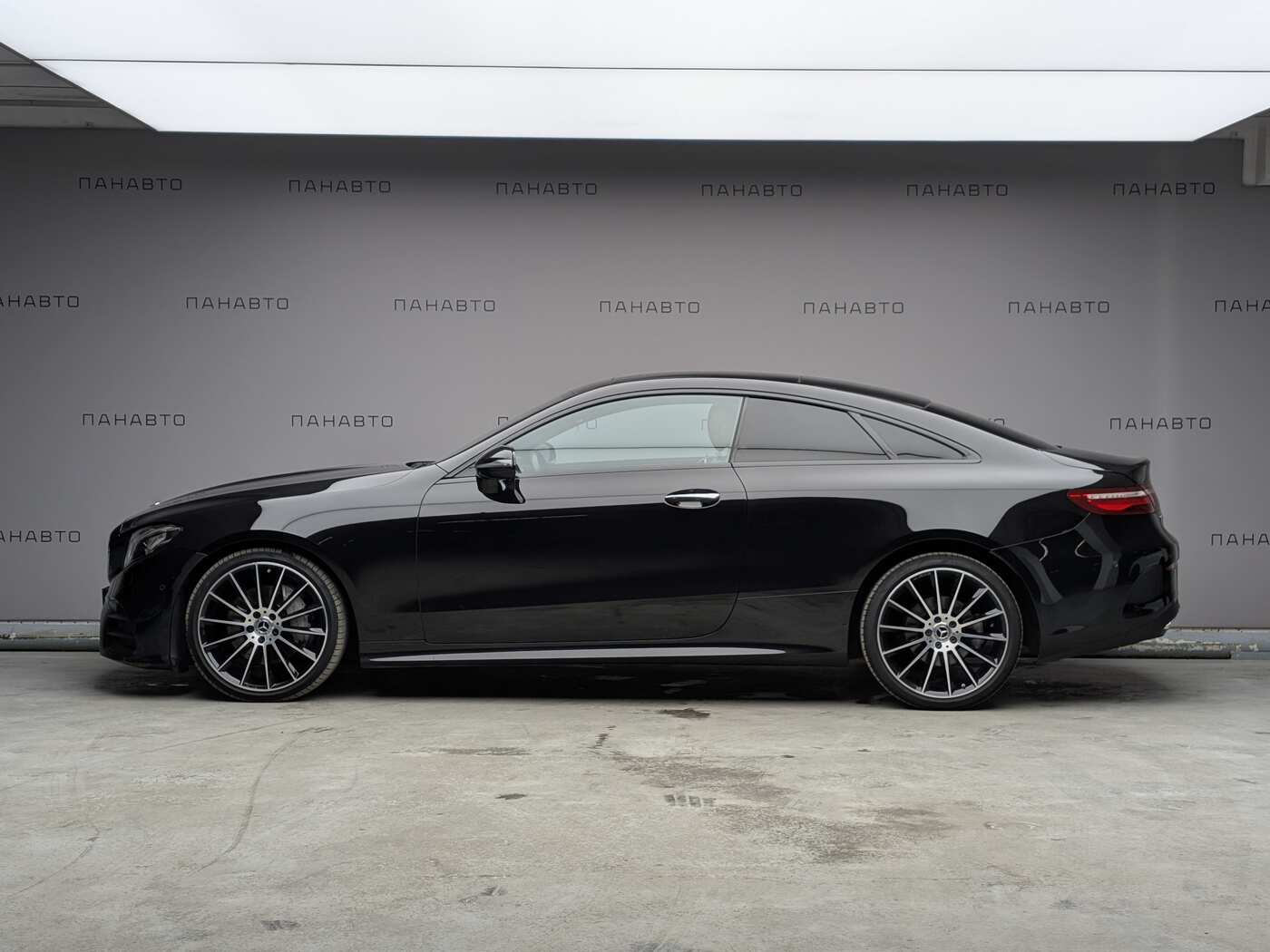 Mercedes-Benz E 200 4MATIC купе Sport