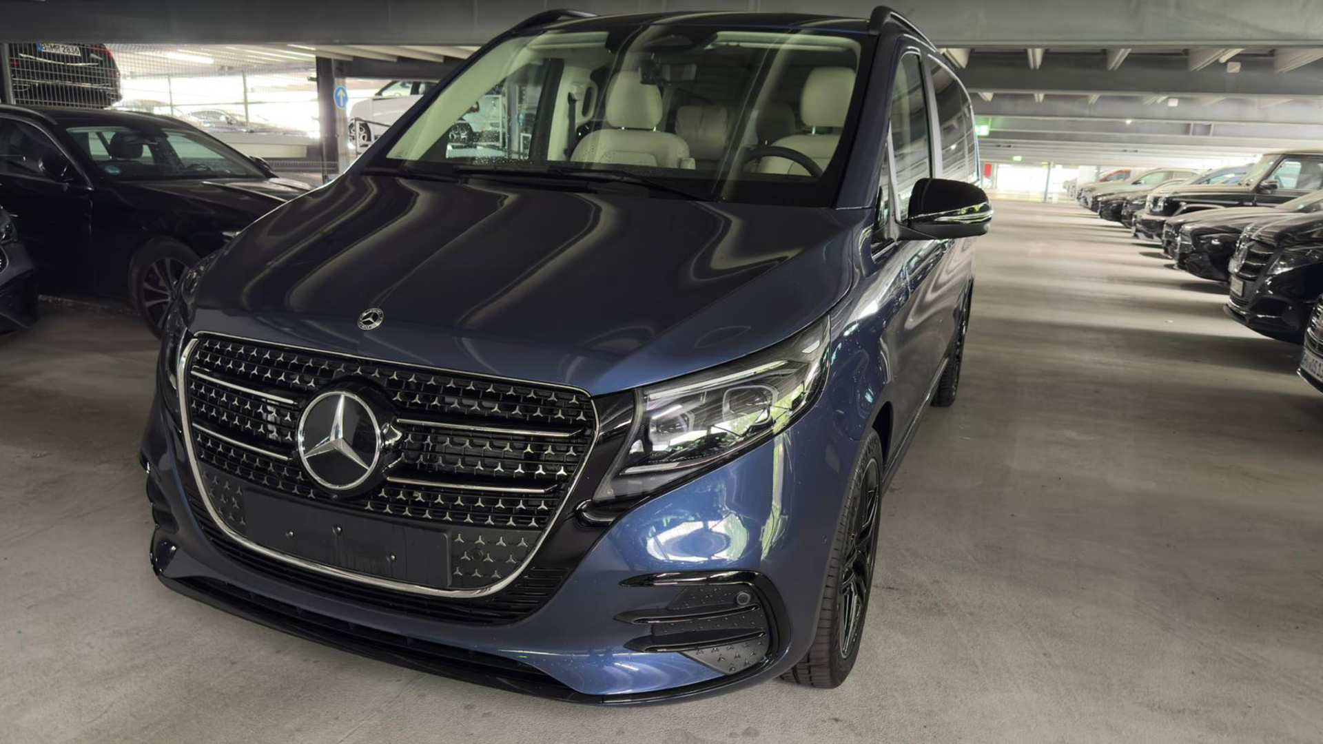 Mercedes-Benz V 300 d L 4MATIC Facelift (III Рестайлинг 2)