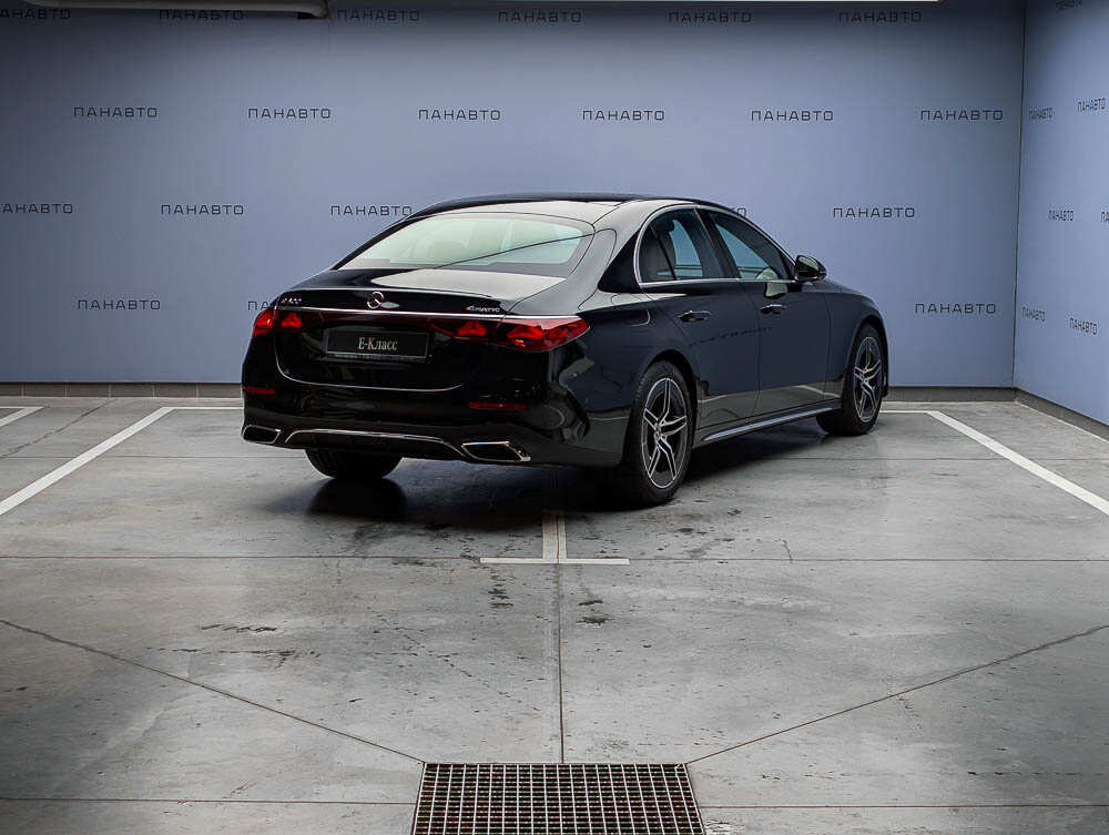 Mercedes-Benz E 300 4MATIC (VI)