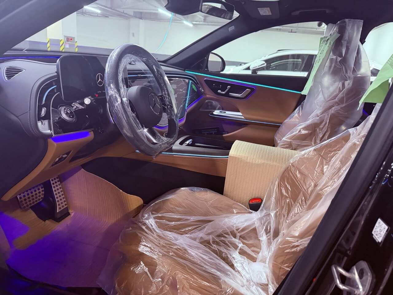 Mercedes-Benz E 300 4MATIC (VI)